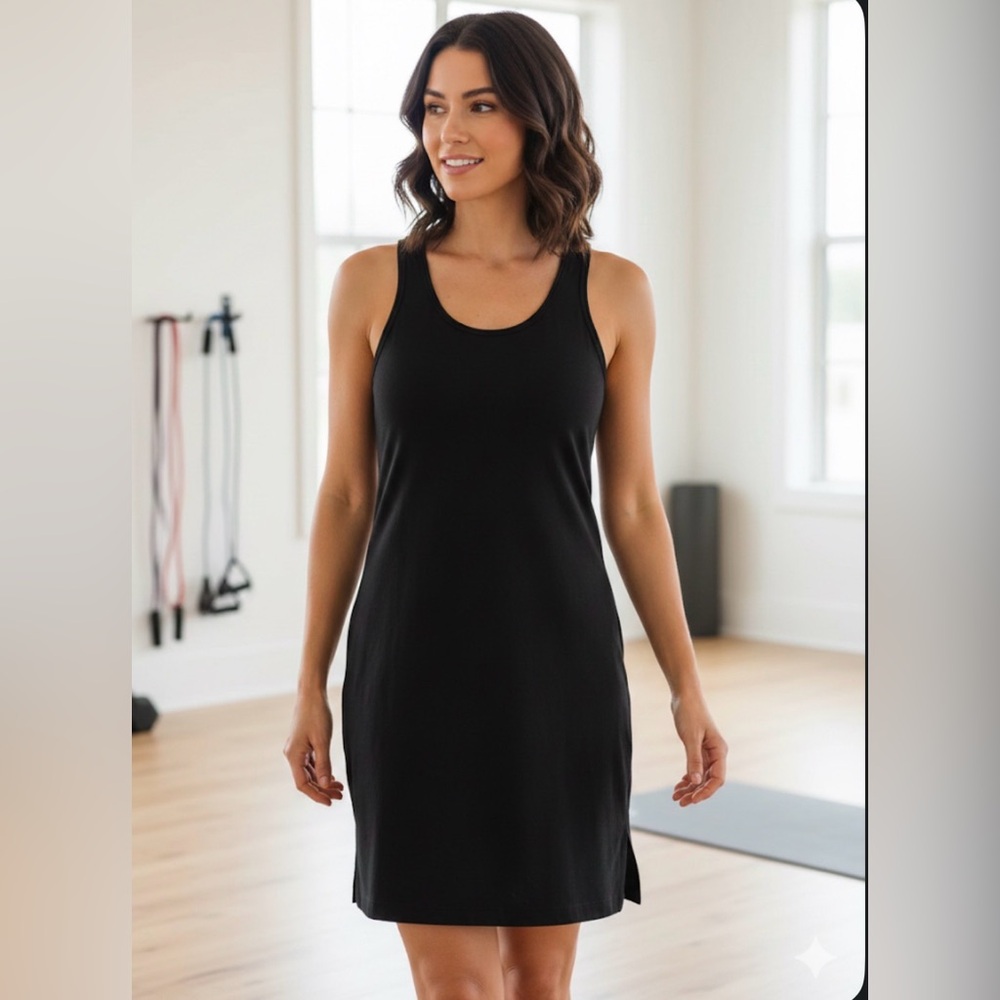 Black Sleeveless athletic dress
#athleisure Bloungewear Wieggings Fworkout